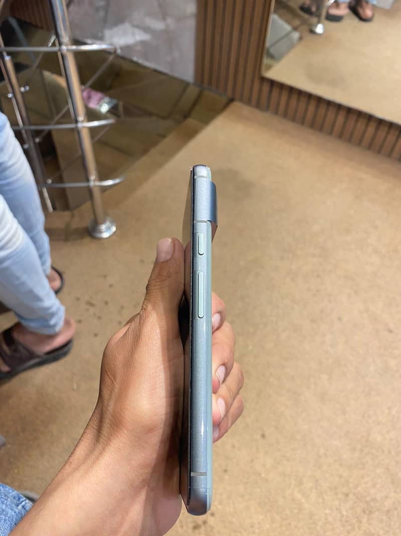Google Pixel 8 2