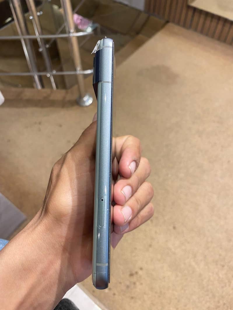 Google Pixel 8 3