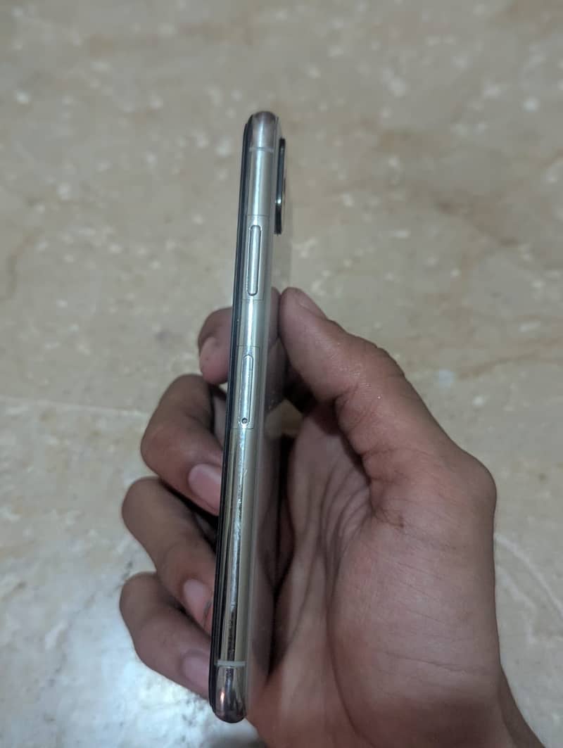 Apple iPhone X 1