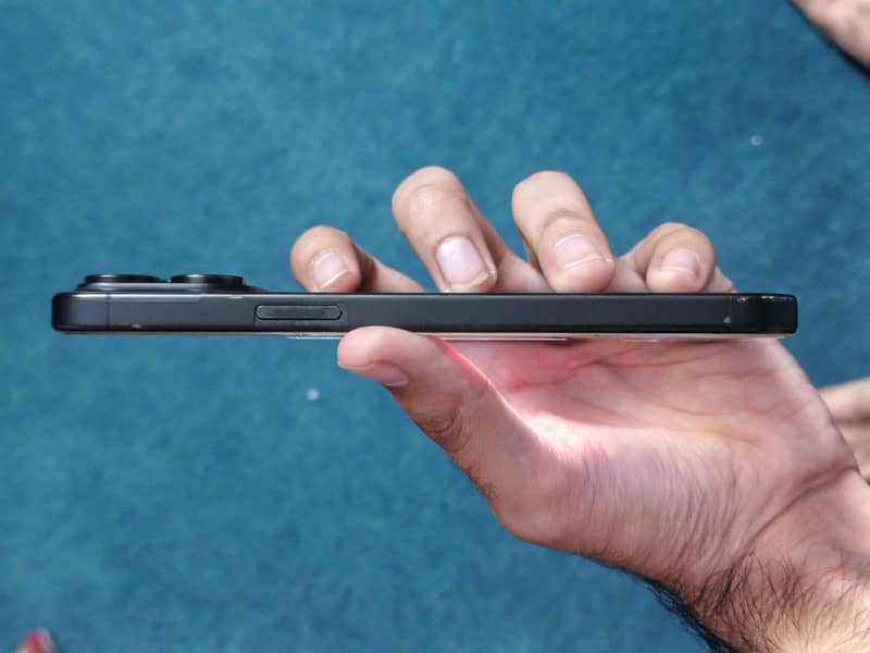 Apple iPhone 15 Pro Max 2