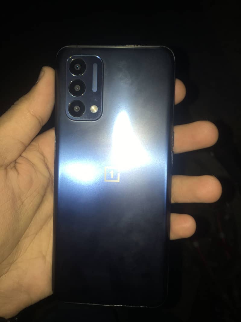 One plus N200 3