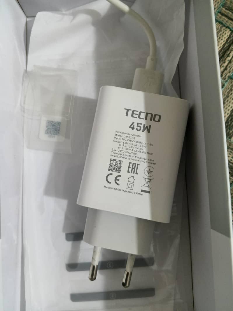 Tecno Spark Plus 8