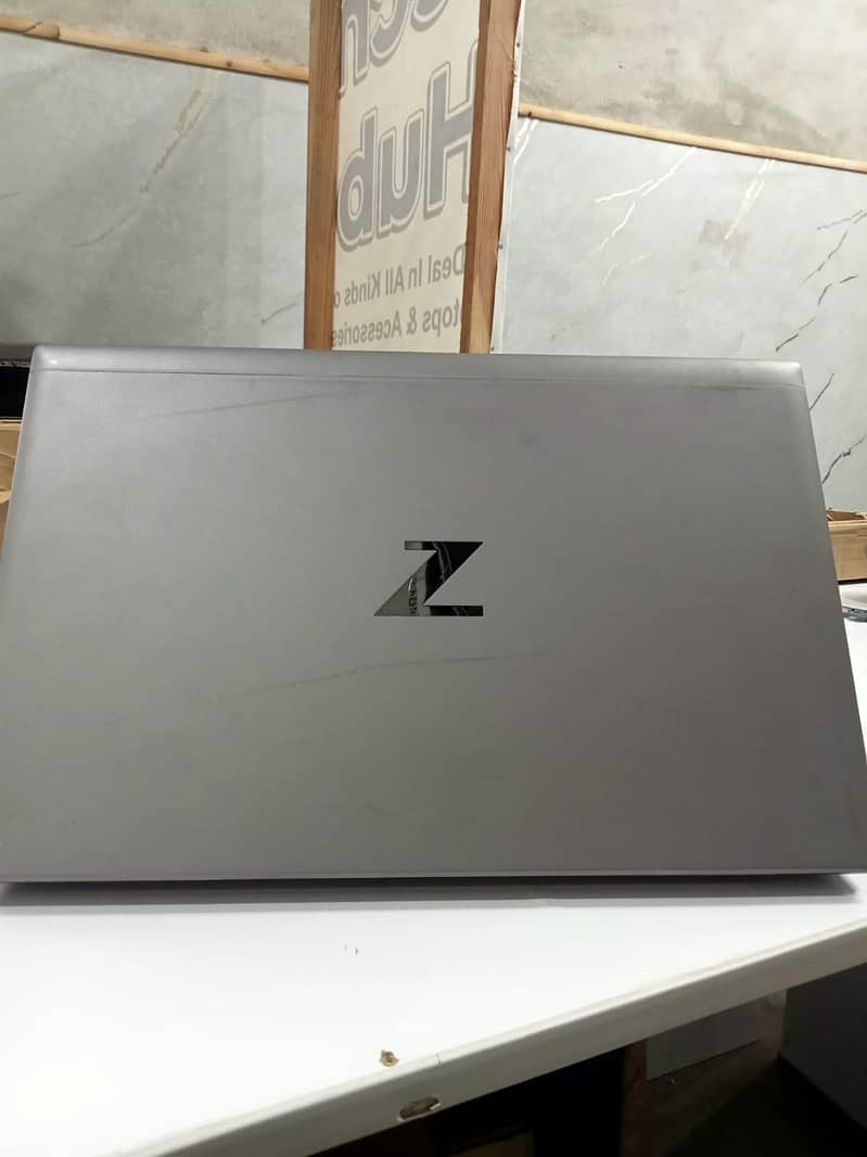laptop 0