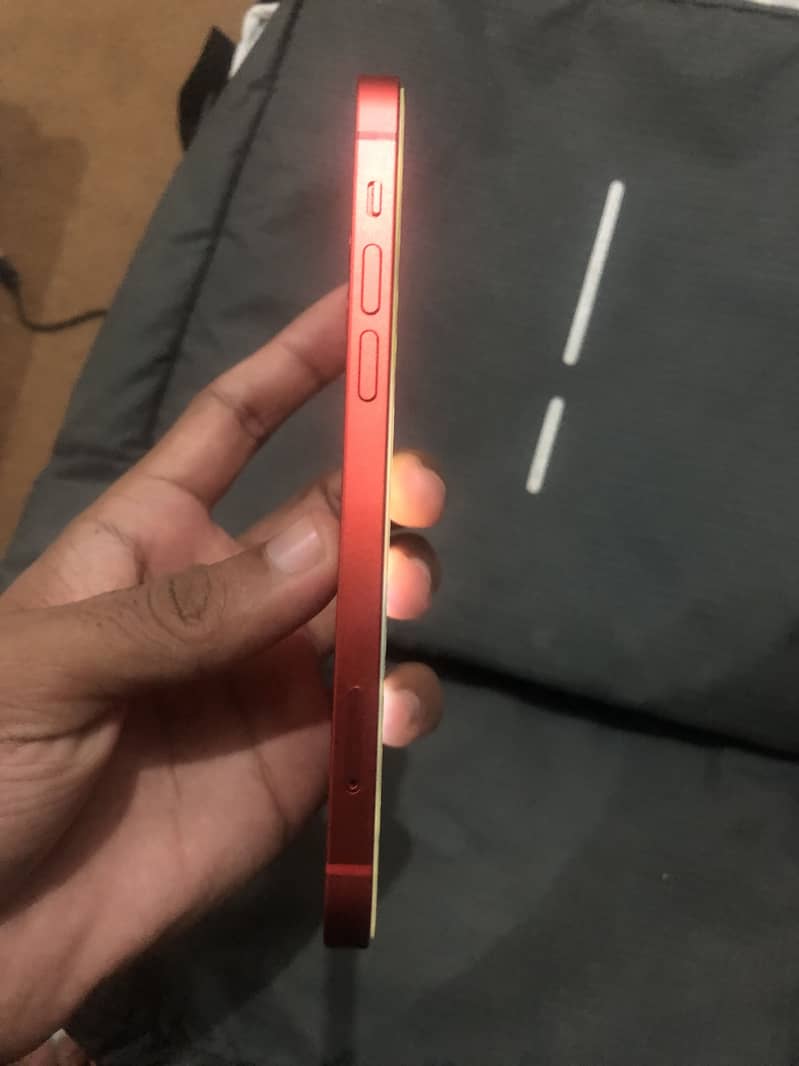 Apple iPhone 12 1