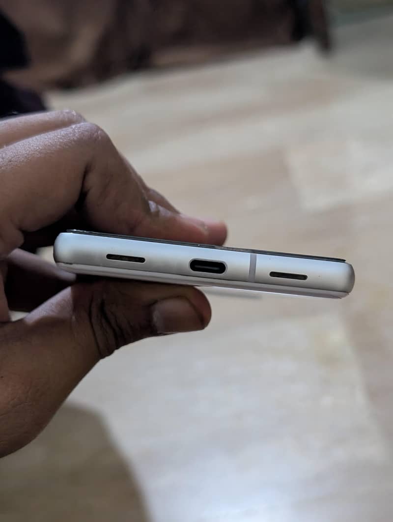 Google Pixel 7a 1