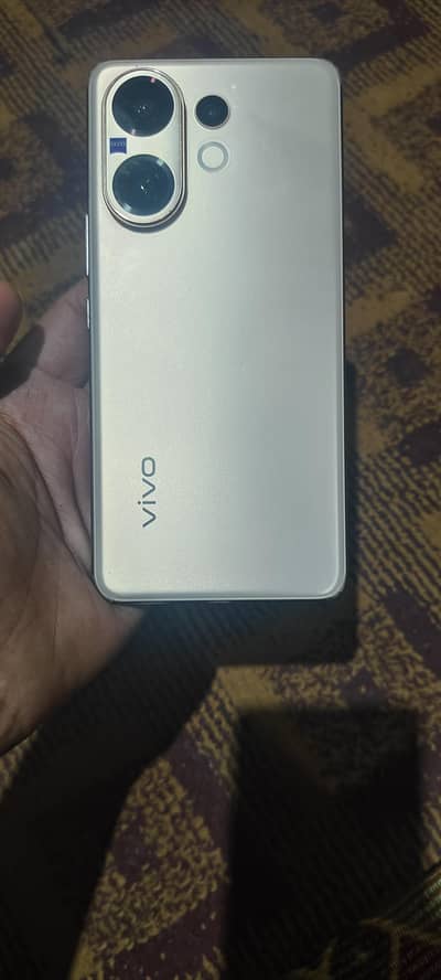 Vivo V60