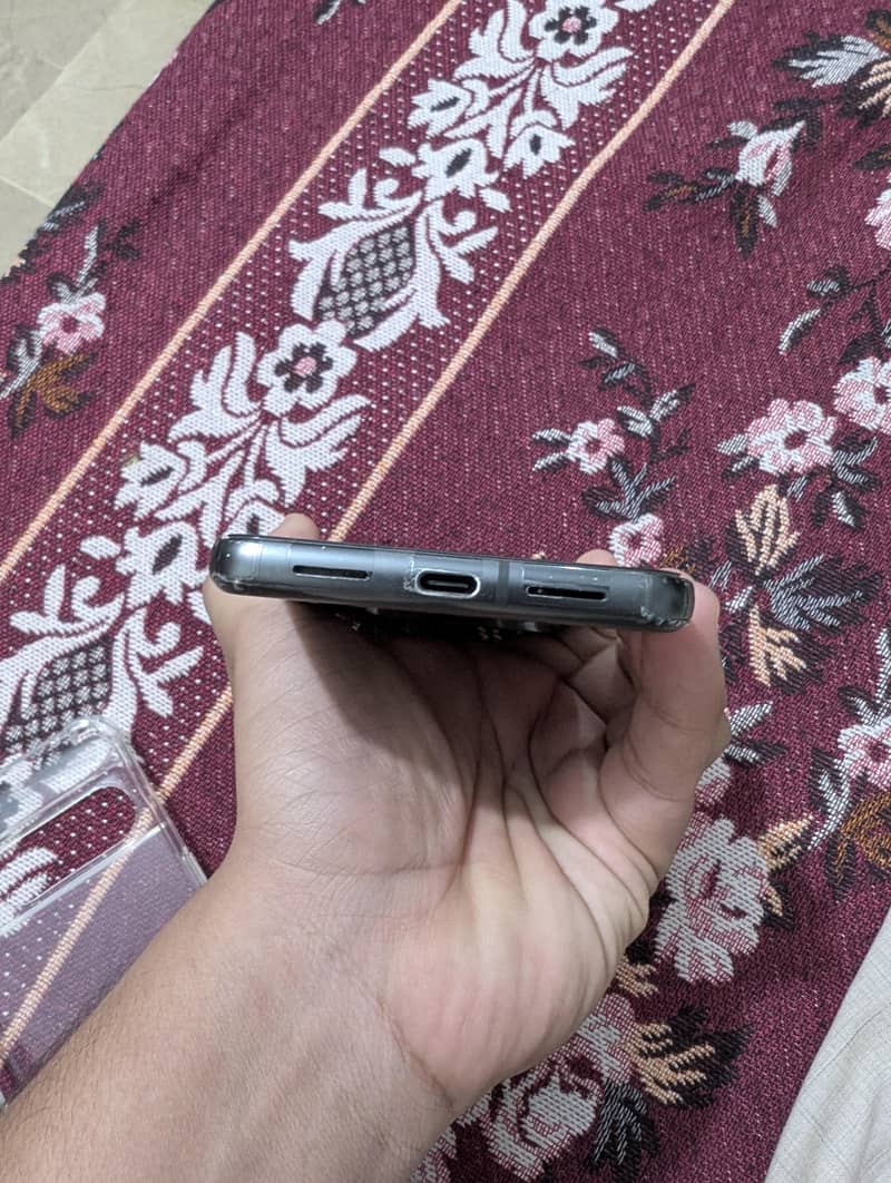 Google Pixel 8 Pro 3