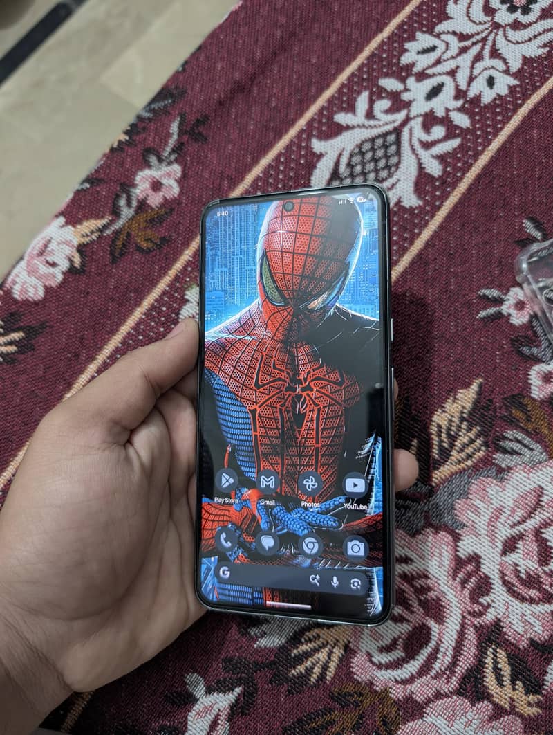 Google Pixel 8 Pro 5
