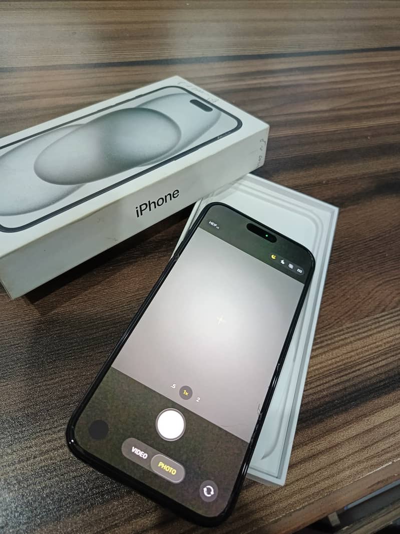 Apple iPhone 15 plus 3