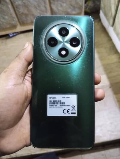 OPPO Reno 12f in mint condition