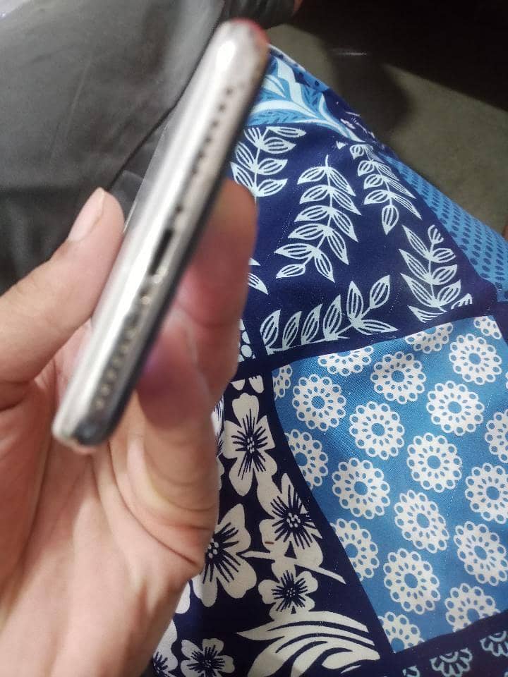 Apple iPhone X 1