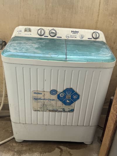 8kg twin tube semi automatic machine in good condition