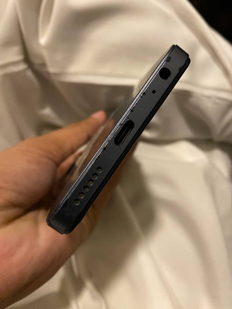 Tecno Spark 20C 3