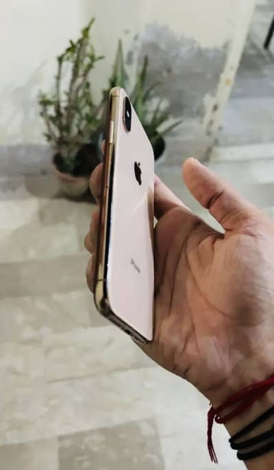 Apple iPhone XS