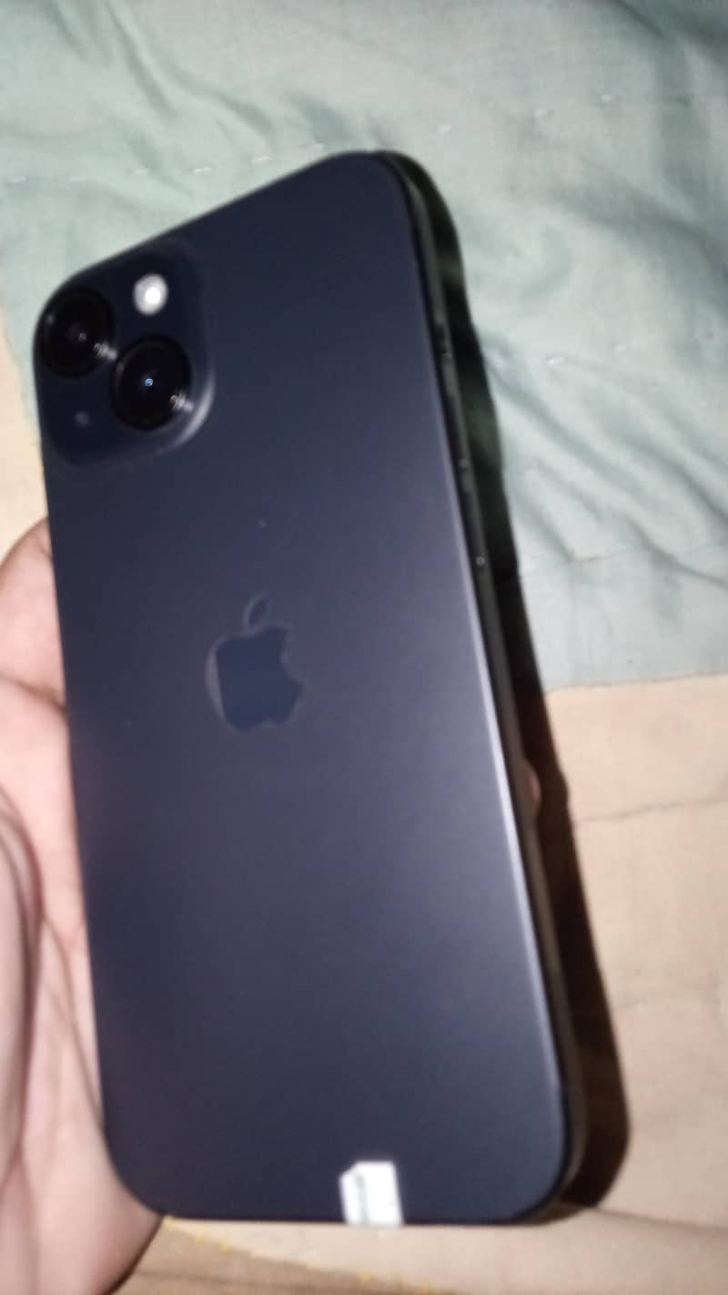Apple iPhone 15 3