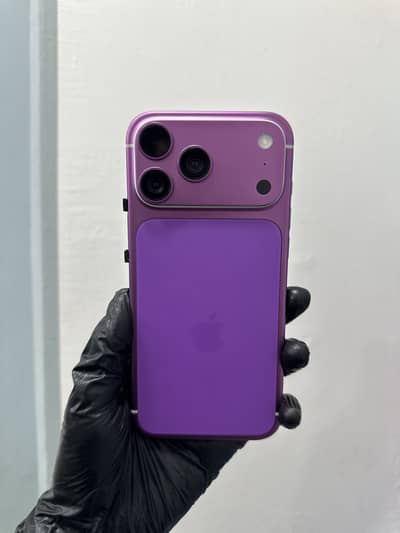 **iPhone 17 Pro Max Style — Premium Look & Feel**
