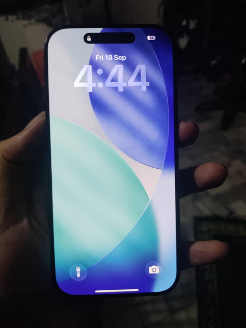Apple iPhone 16 Pro with box 1