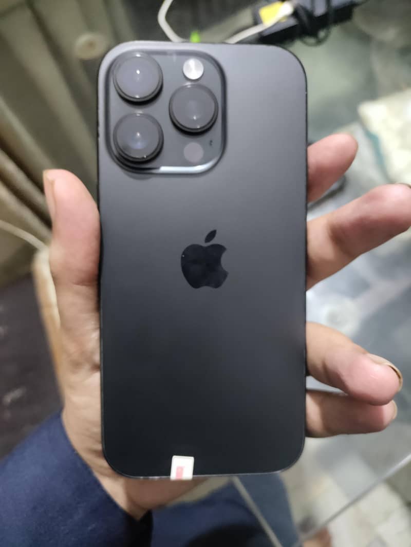Apple iPhone 16 Pro with box 2