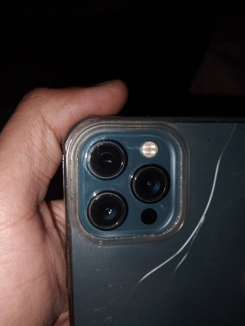 iphone 12 Pro Max 5