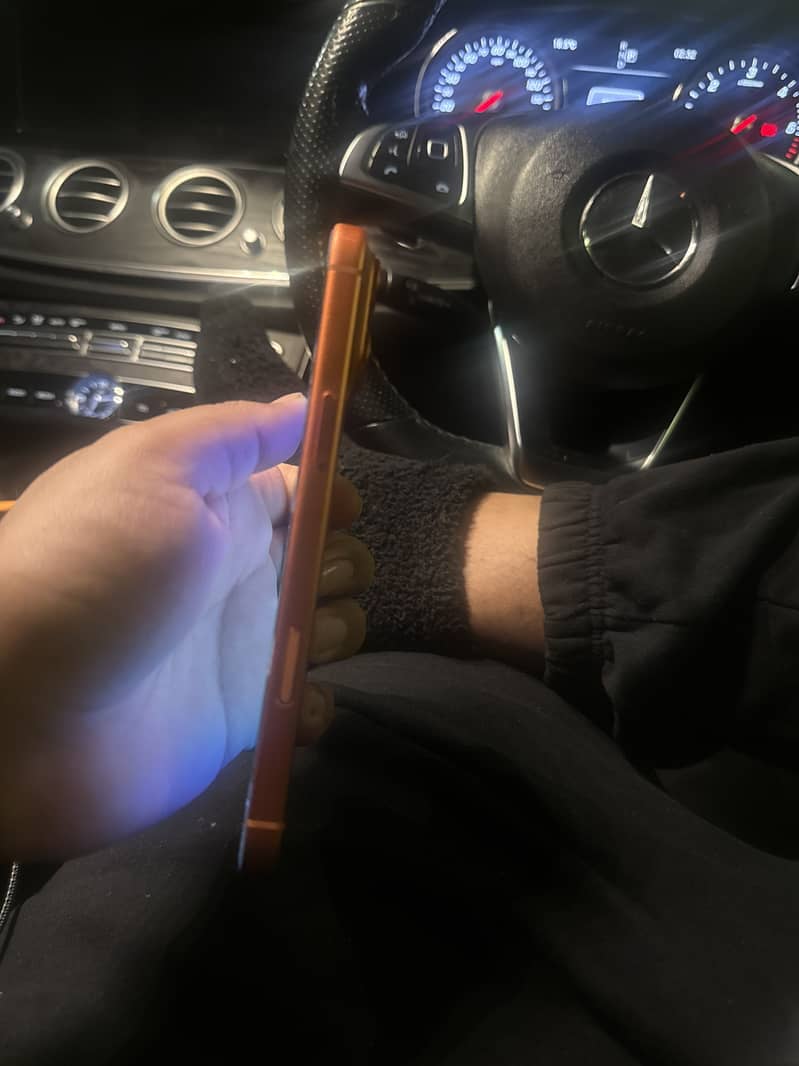 Apple iPhone 17 Pro Max 3