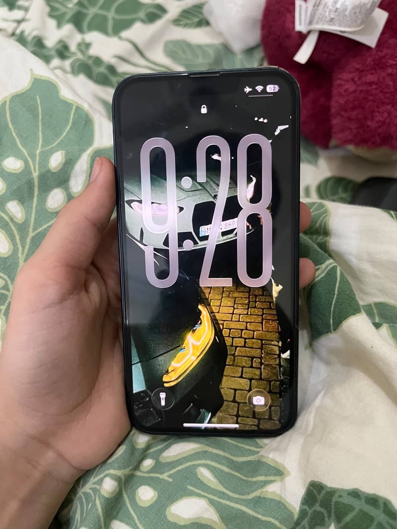 iPhone 13 11