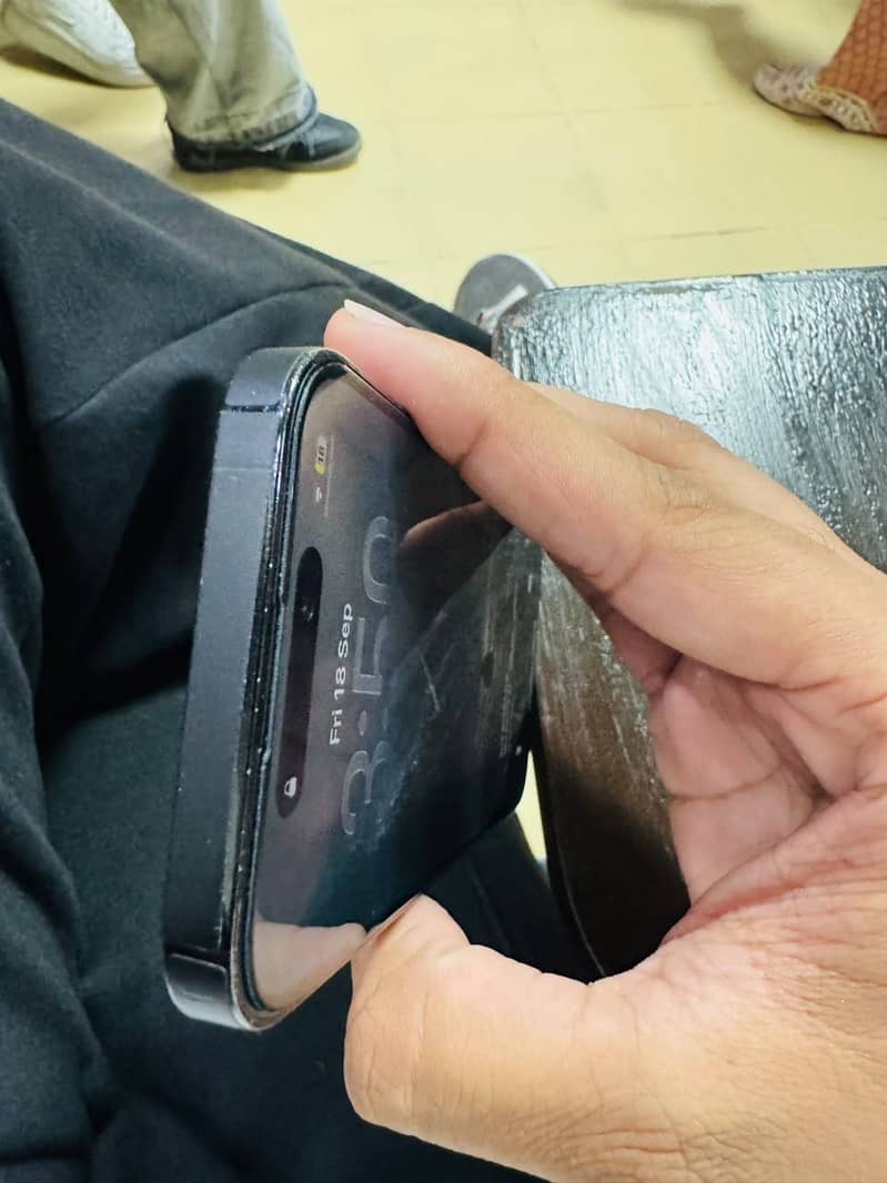 Apple iPhone 14 Pro 3