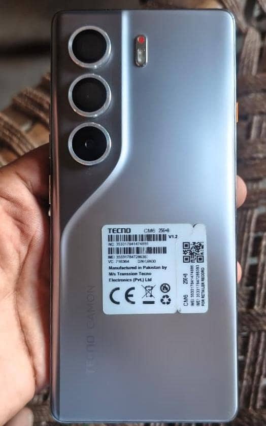 TECNO COMAN 40 PRO 0