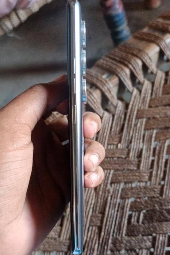 TECNO COMAN 40 PRO 2