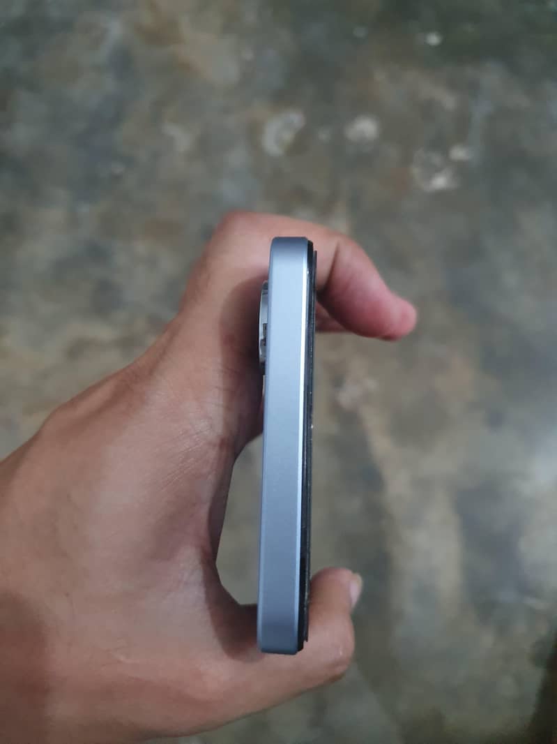 Realme Note 60 3
