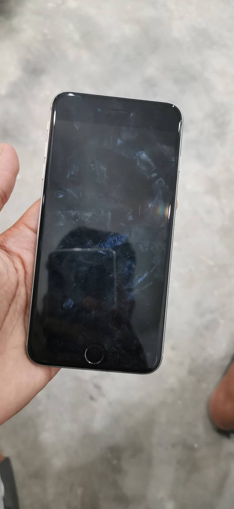 Apple iPhone 6 Plus 2
