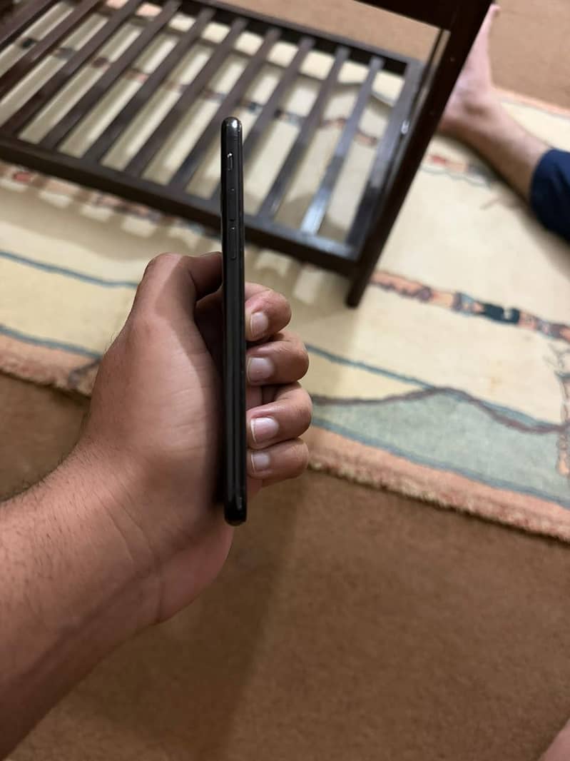 Apple iPhone 7 4