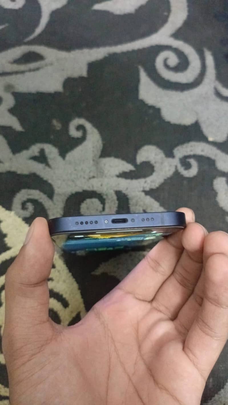 Apple iPhone 12 2