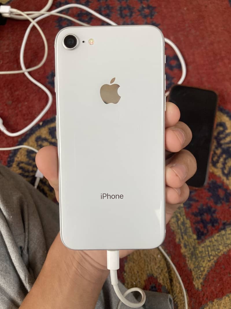 Apple iPhone 8 2