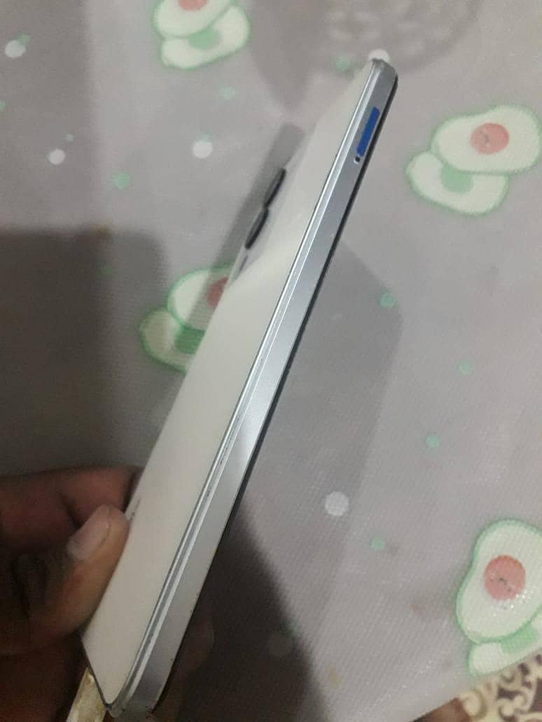 Infinix note 12 6