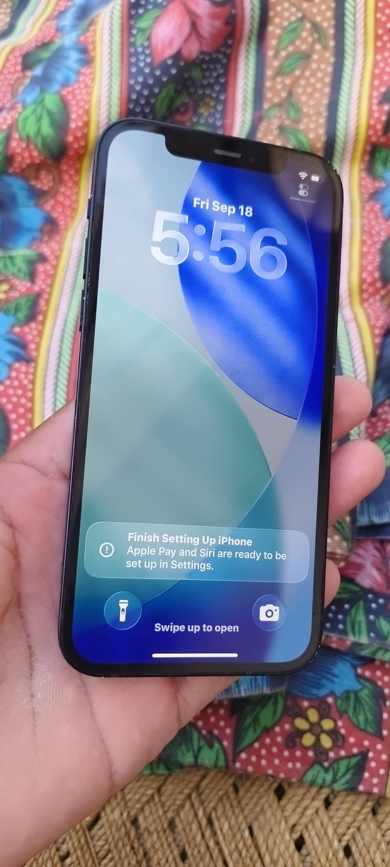 Apple iPhone 12 1