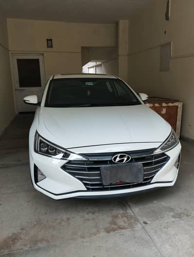 Hyundai Elantra 2022