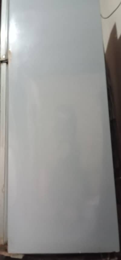 Dawlance Refrigerator  Dawlance Double Door Refrigerator – Rs. 35,000