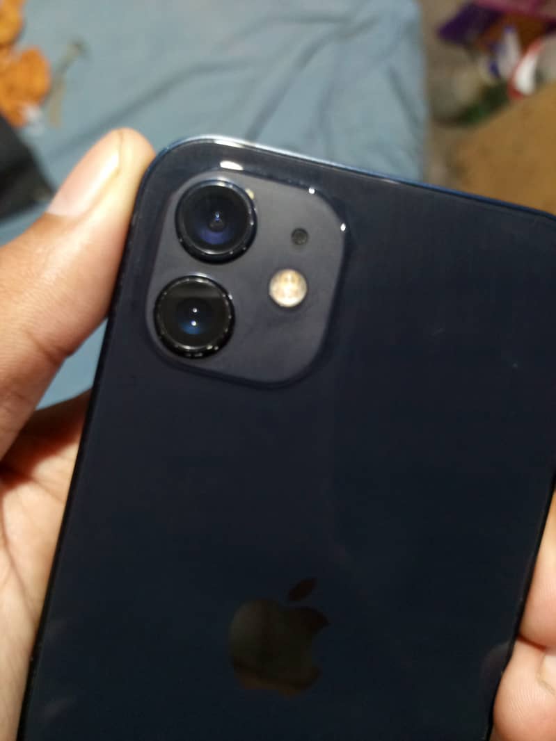 Apple iPhone 12 9