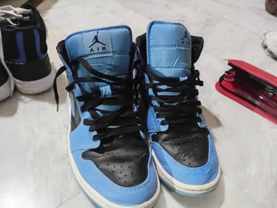 size 8.5 Air Jordan 1