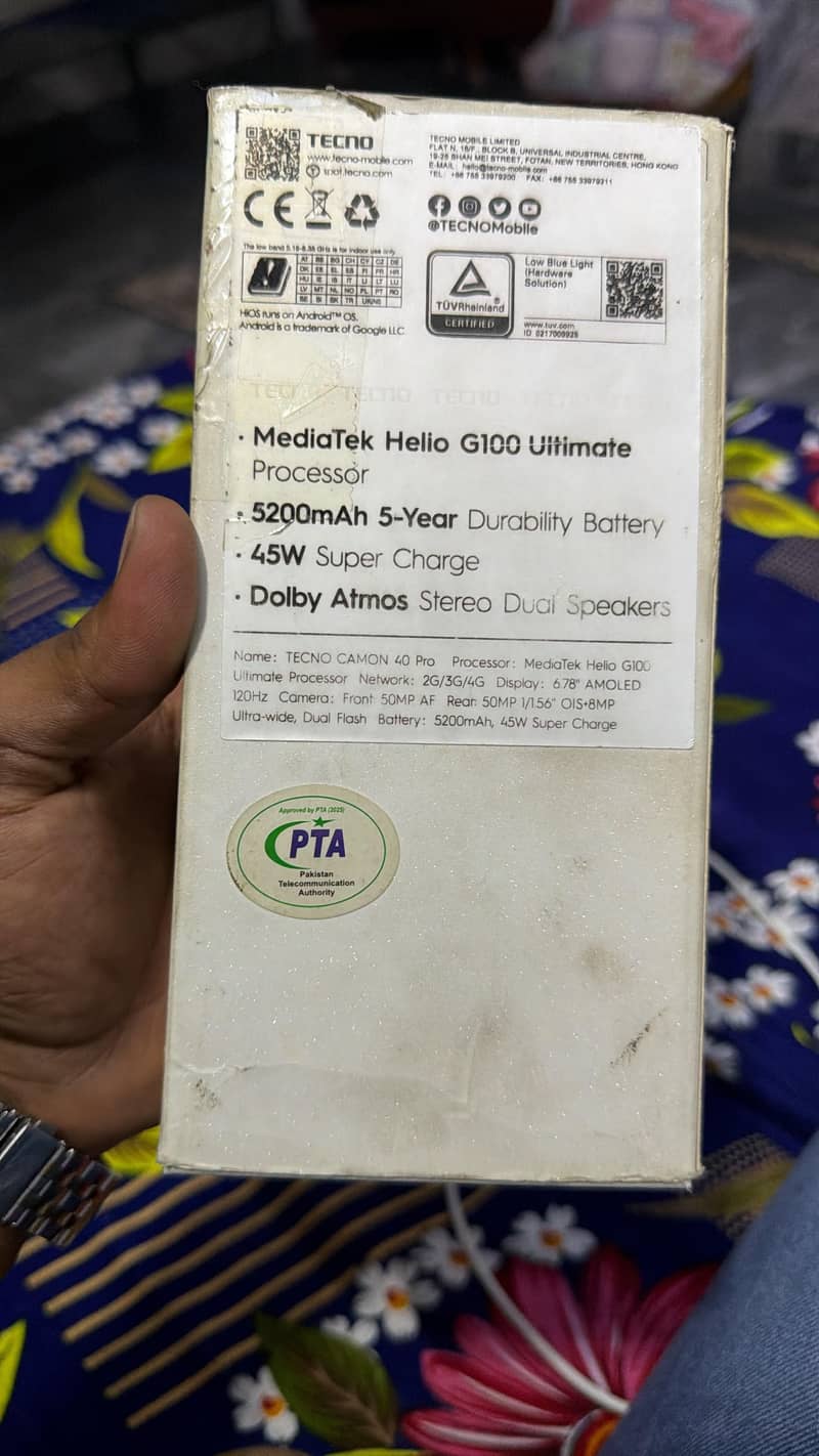 Tecno camon 40 pro 6