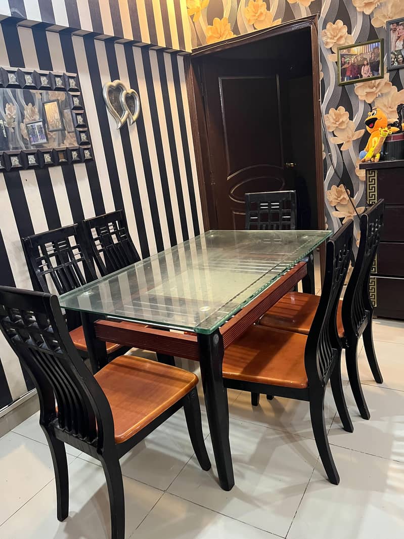 dining table wioden 0