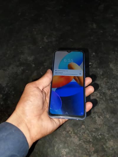 ViVO. y02t. . . 4+4. . 128. . gb