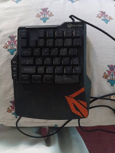 MeeTion MT-2013 One Handed Gaming Keyboard | Fully Working