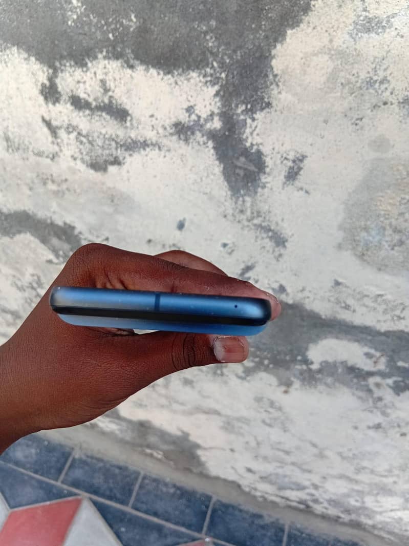 Google Pixel 8 3