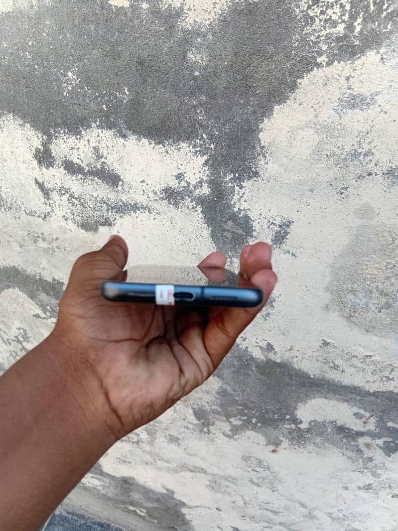 Google Pixel 8 5