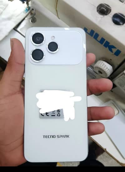 TECno spark 40
