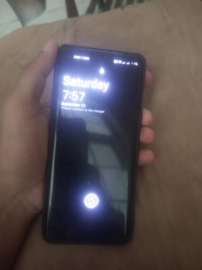 emergency sell bilkul saaf set hy whatsApp 03076501814