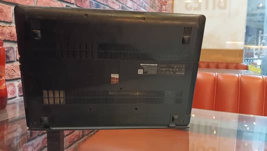 lenovo laptop 2/500gb 9/10 condition with orginal charger
