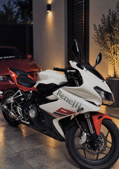 Benelli 302R 2018 - Full Fairing Sports Heavy Bike