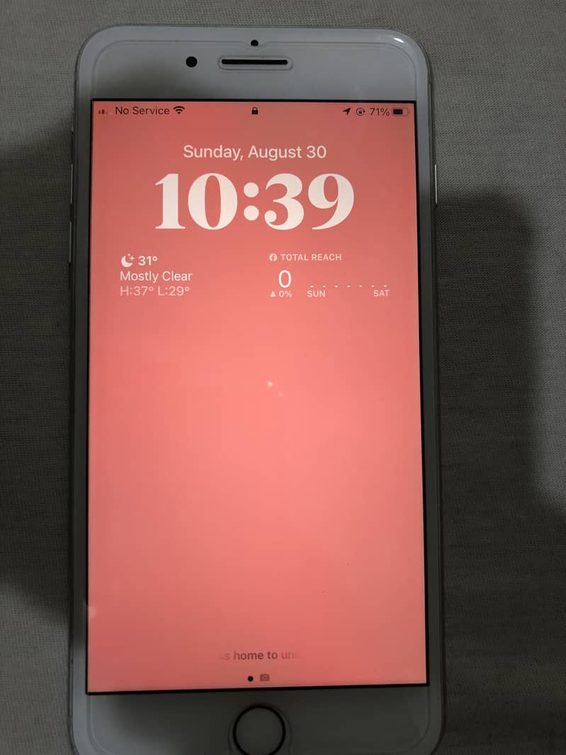 Apple iPhone 8 Plus 1
